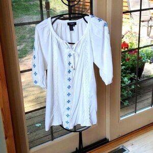 Papillon Embellished Lace White Blue Embroider & Decorative Cinched Sz L Blouse